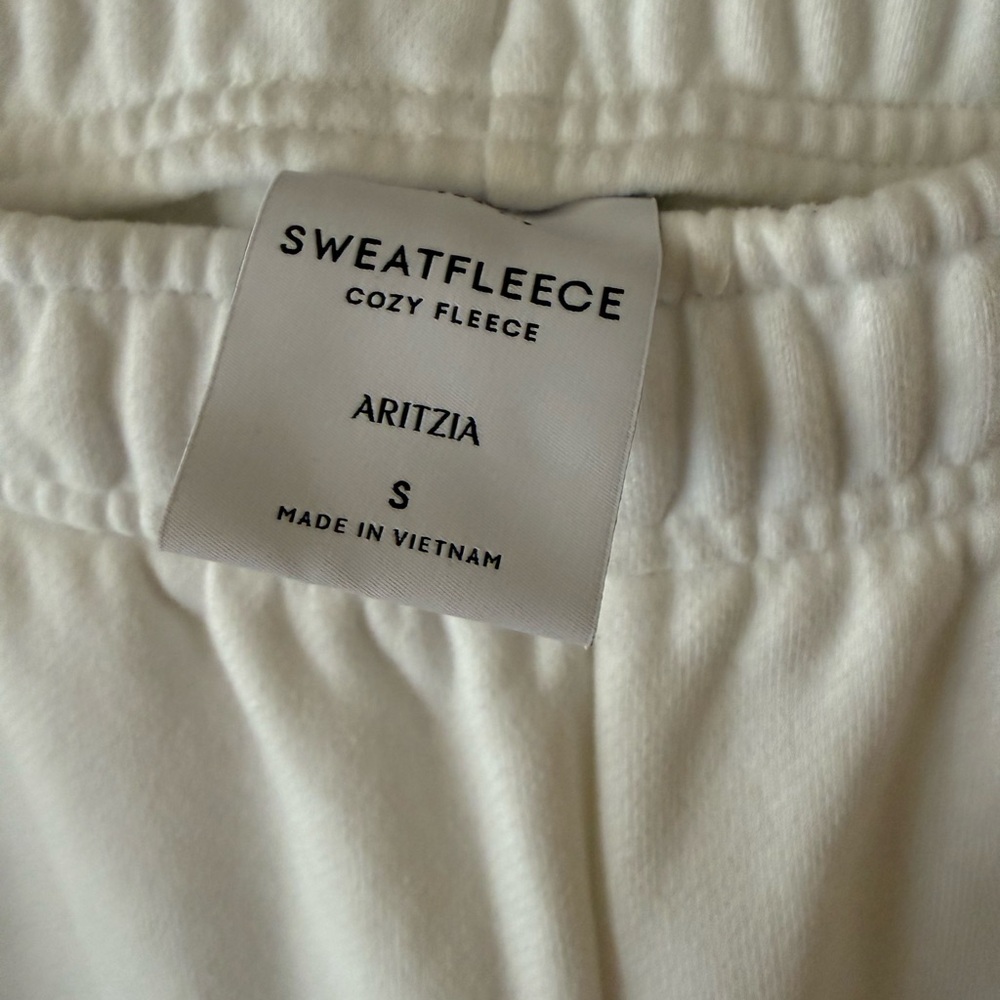 Aritzia Sweatfleece Pants in Cream